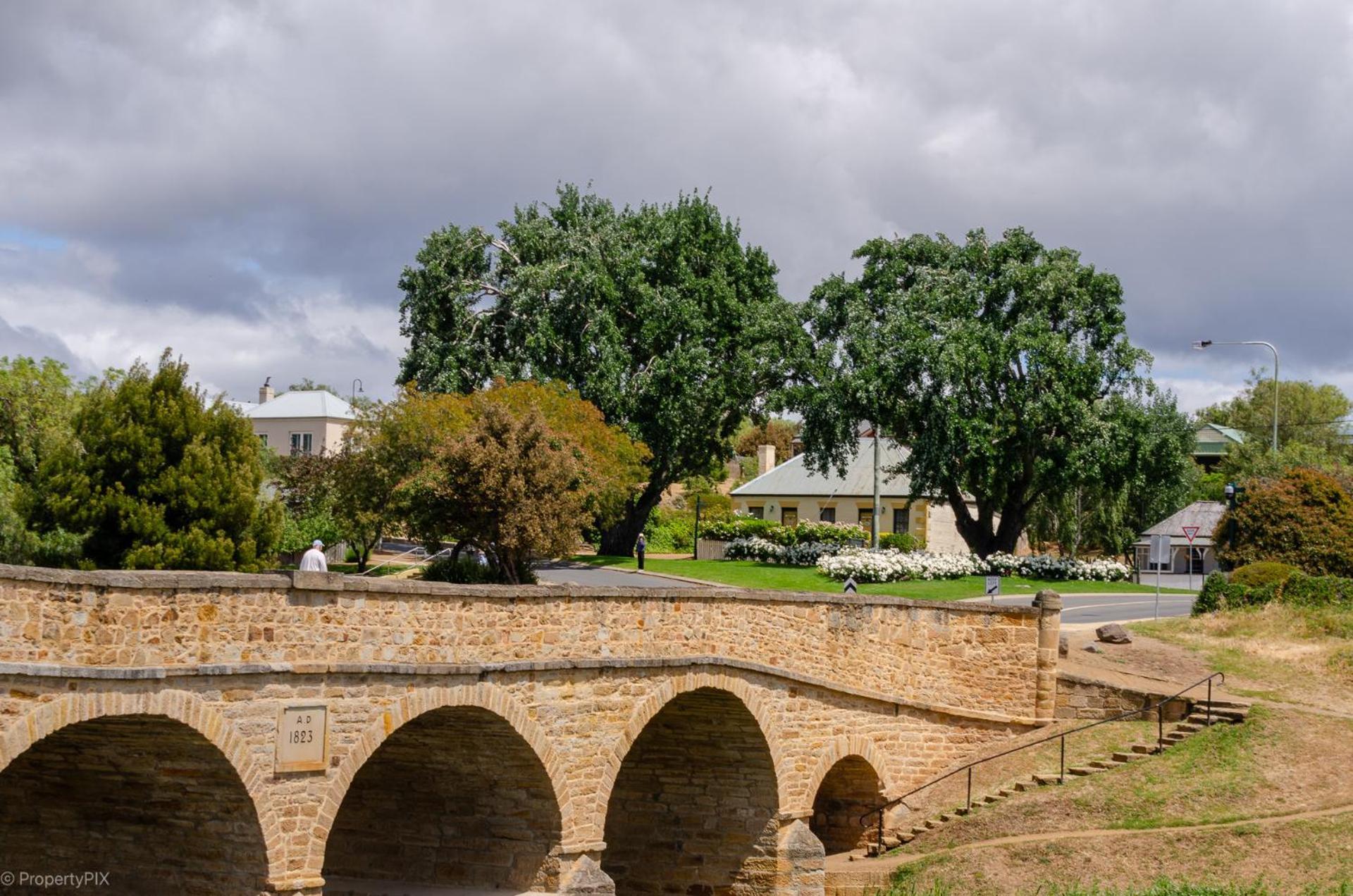 Bridge Cottages Sargeants & Armoury Cottages 1823 - History & Charm Richmond Kültér fotó